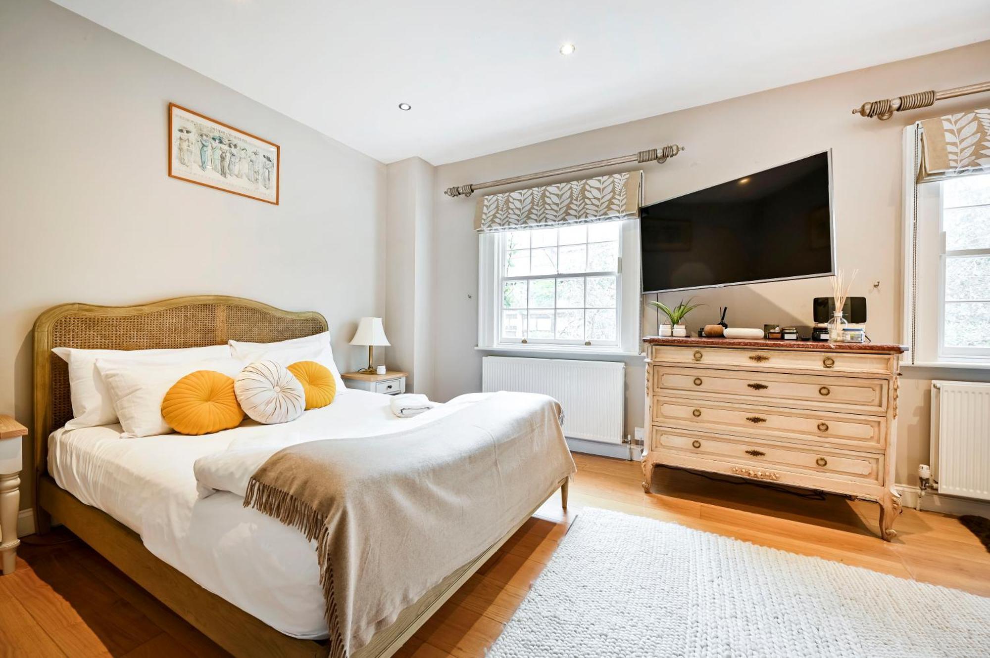 ロンドンMagnificent 2 Bed Hyde Park Mews Houseアパートメント エクステリア 写真