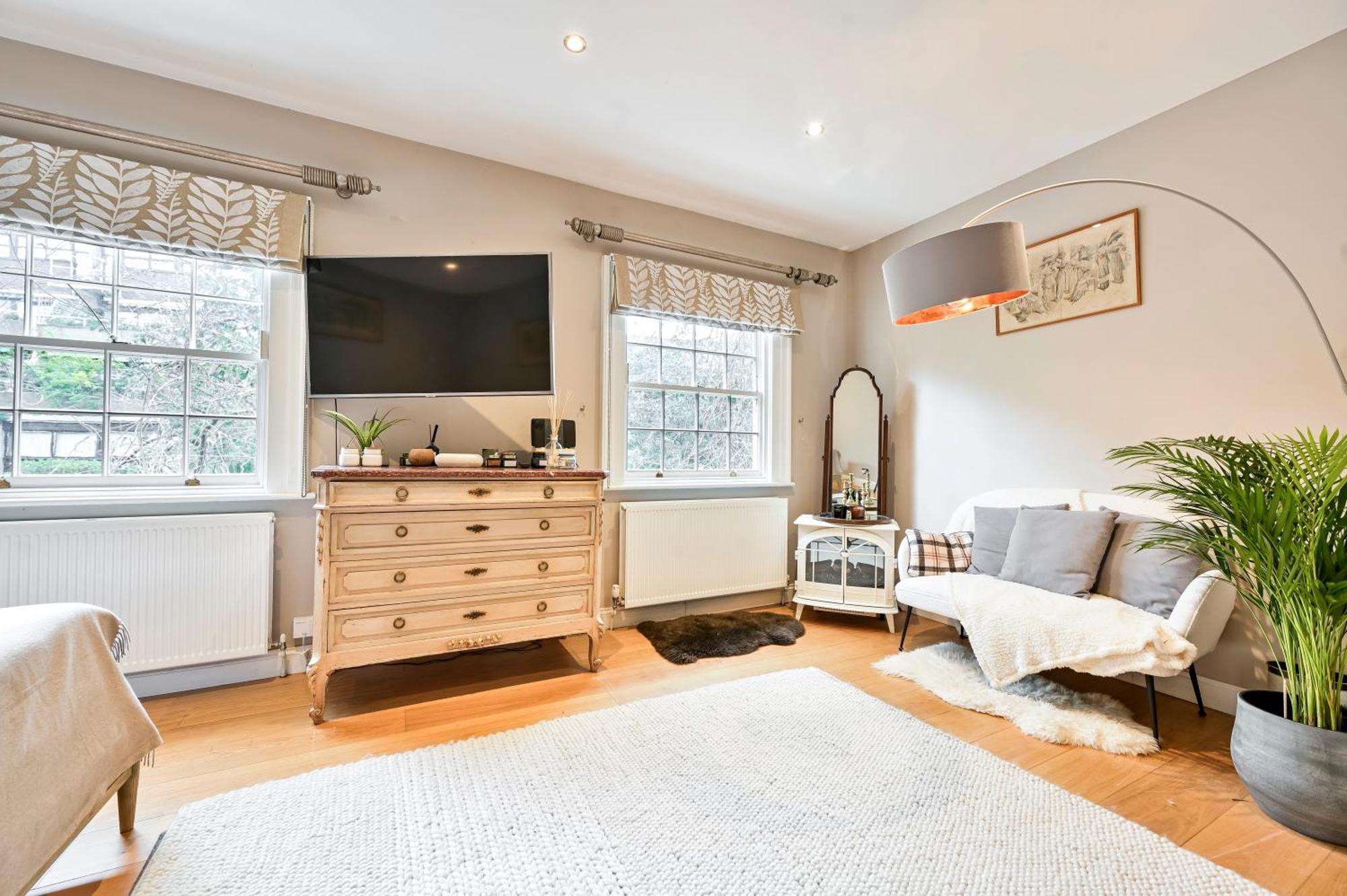 ロンドンMagnificent 2 Bed Hyde Park Mews Houseアパートメント エクステリア 写真